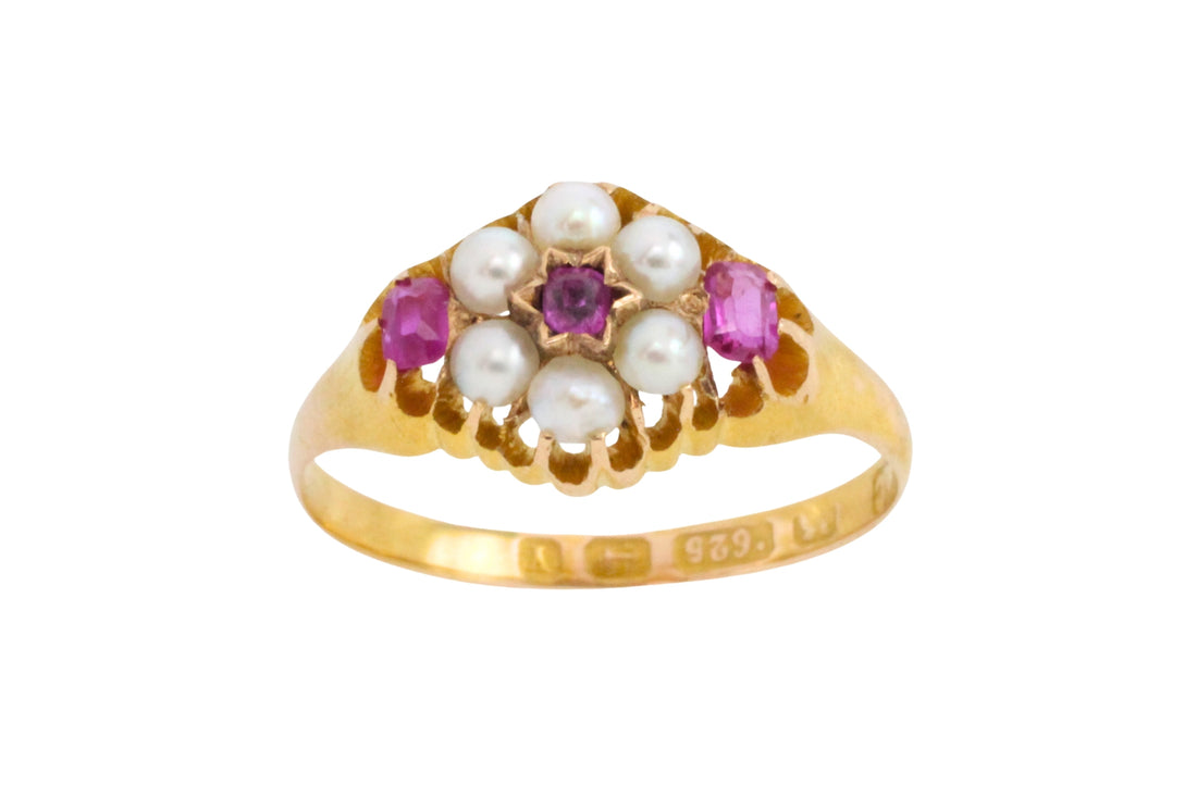 Ring met robijn en parel uit 1872