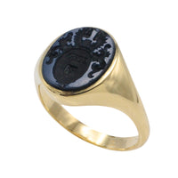 Vintage signet ring in 14 carat gold
