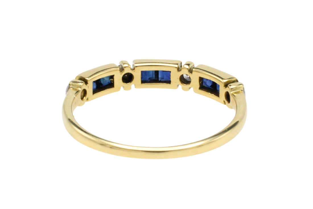 Vintage sapphire and diamond ring