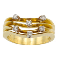 Vintage 18 carat gold ring with diamonds