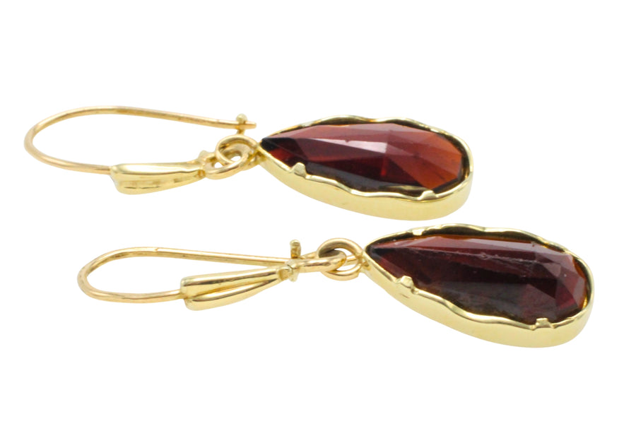 Garnet pendant earrings in 14 carat gold