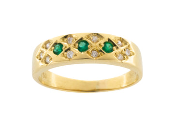 Emerald and diamond 18 carat gold ring-Vintage rings-The Antique Ring Shop