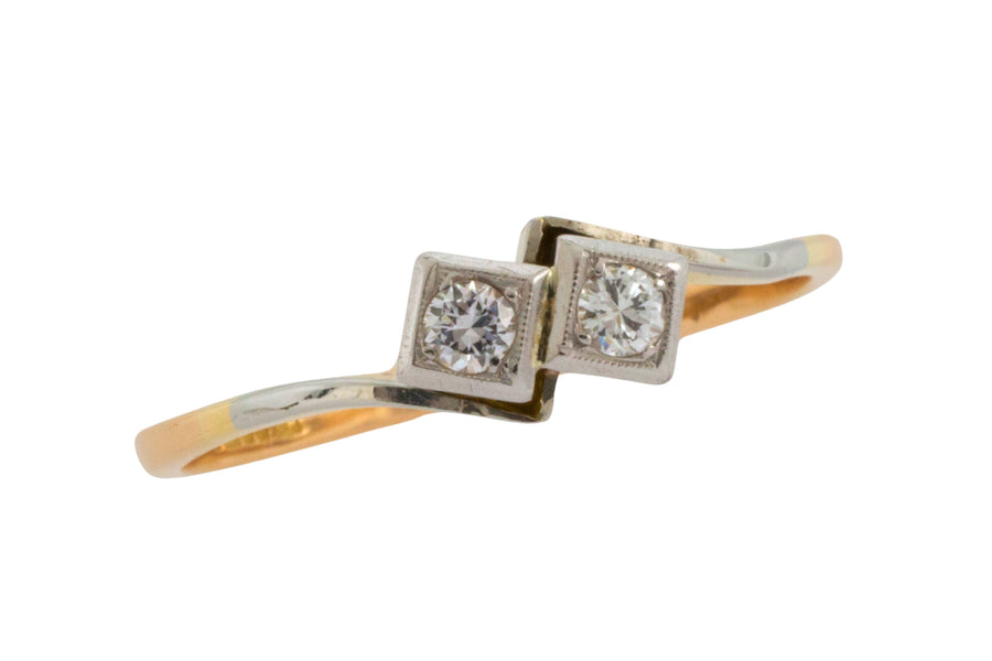 Diamond Toi et Moi ring in 18 carat gold-Vintage Rings-The Antique Ring Shop