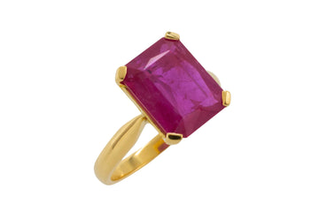 Ruby ring in 18 carat gold-Vintage Rings-The Antique Ring Shop