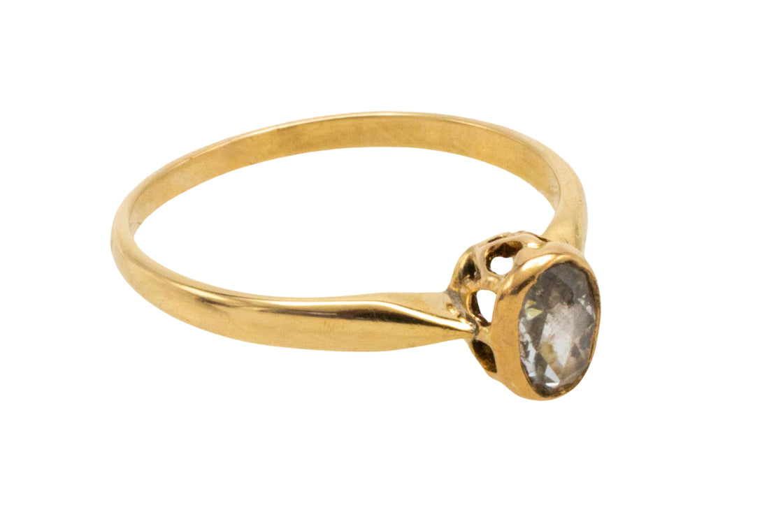 Rose diamond solitaire ring in 14 carat gold