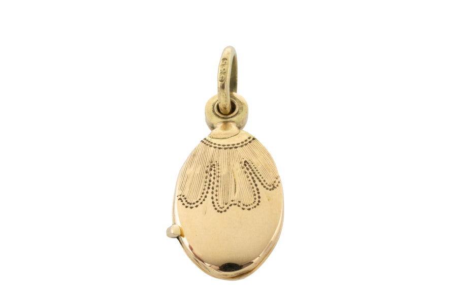 Petit photo locket in 14 carat gold-Pendants-The Antique Ring Shop