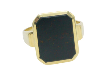 Bloodstone signet ring in 14 carat gold