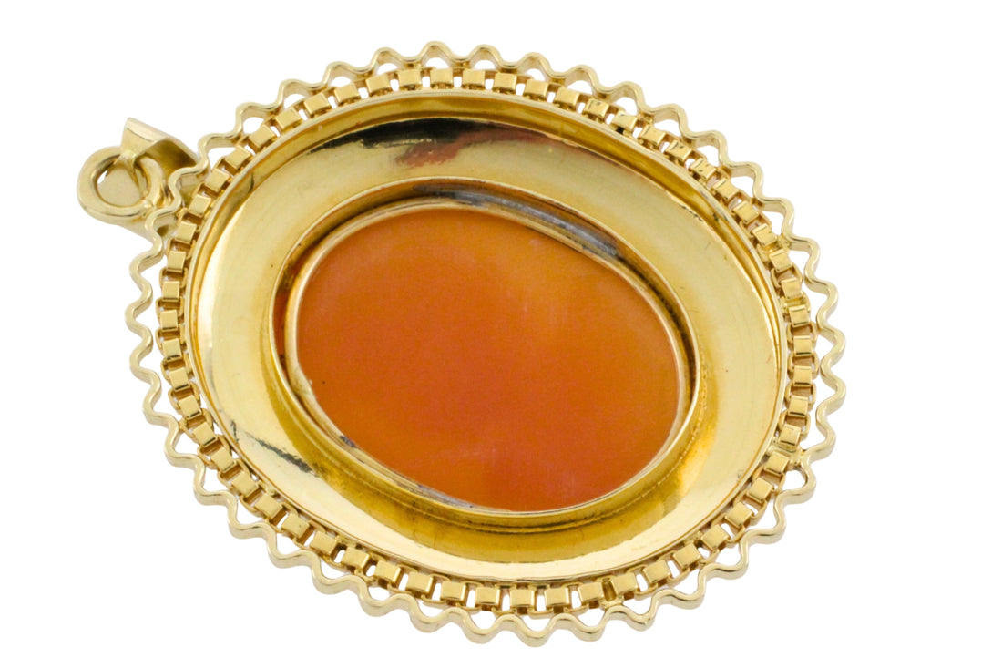 Cameo pendant in 14 carat gold-Pendants-The Antique Ring Shop