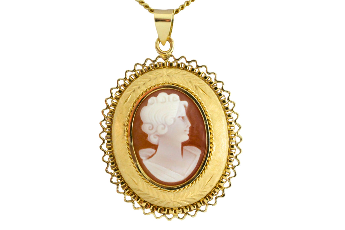 Cameo pendant in 14 carat gold-Pendants-The Antique Ring Shop