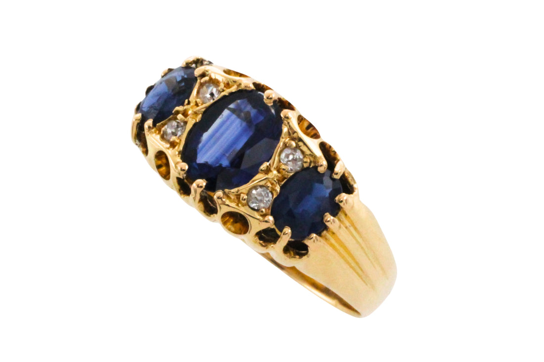 Sapphire and diamond ring from 1913