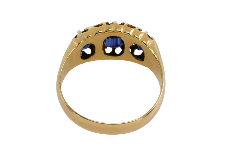 Sapphire and diamond ring from 1913