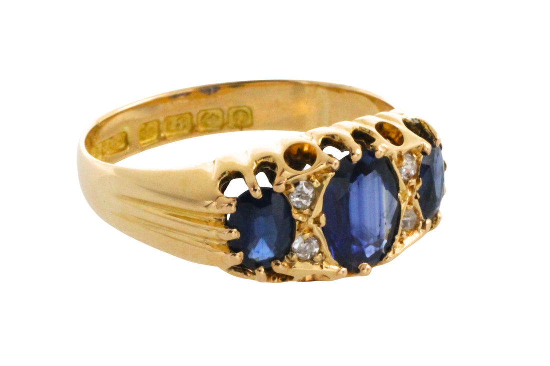 Sapphire and diamond ring from 1913
