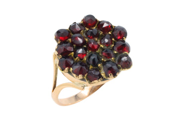 Garnet cluster ring in 14 carat gold