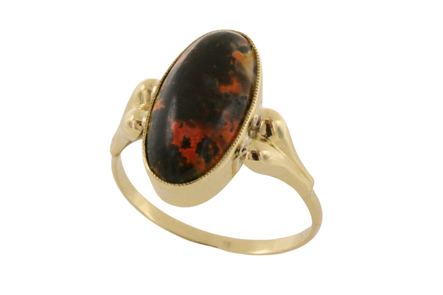 Cabochon moss agate ring in 14 carat gold