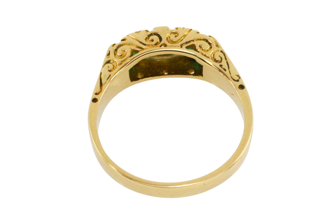 Vintage emerald and diamond ring in 18 carat gold