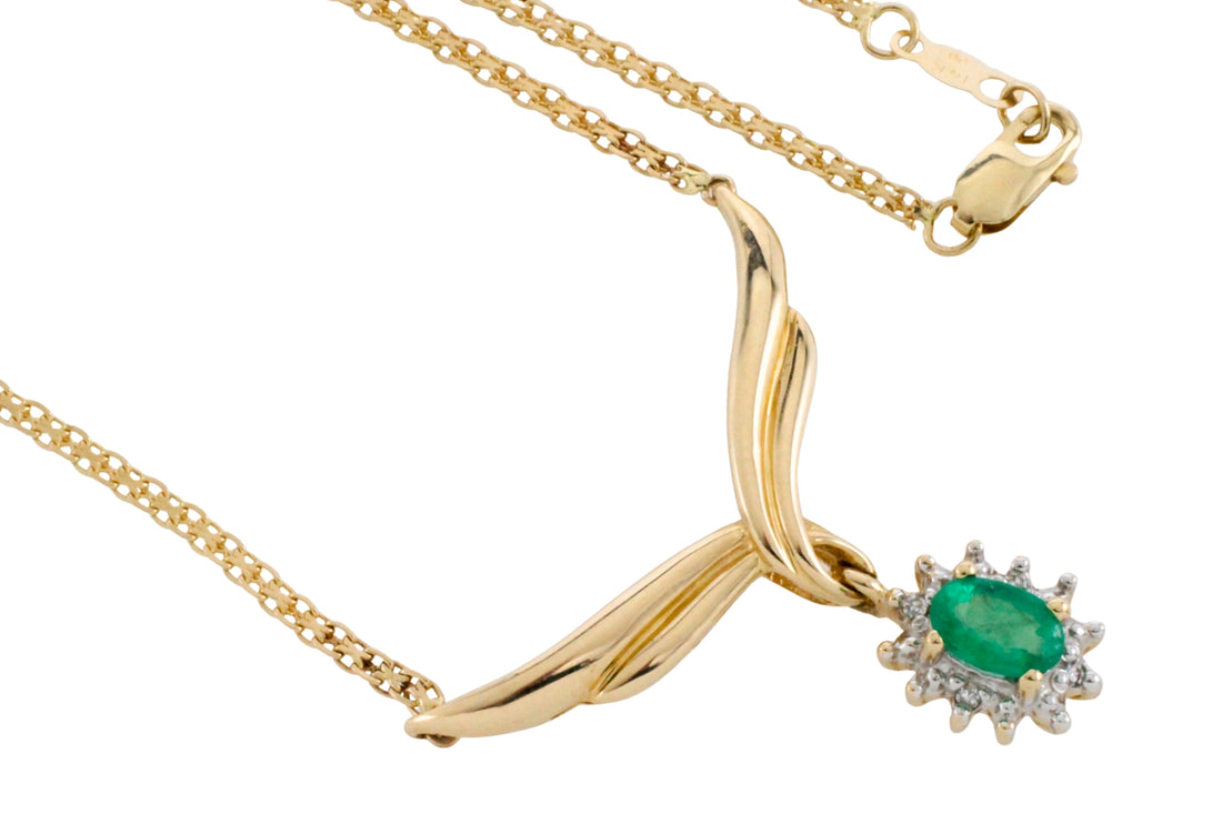 Emerald and diamond collier