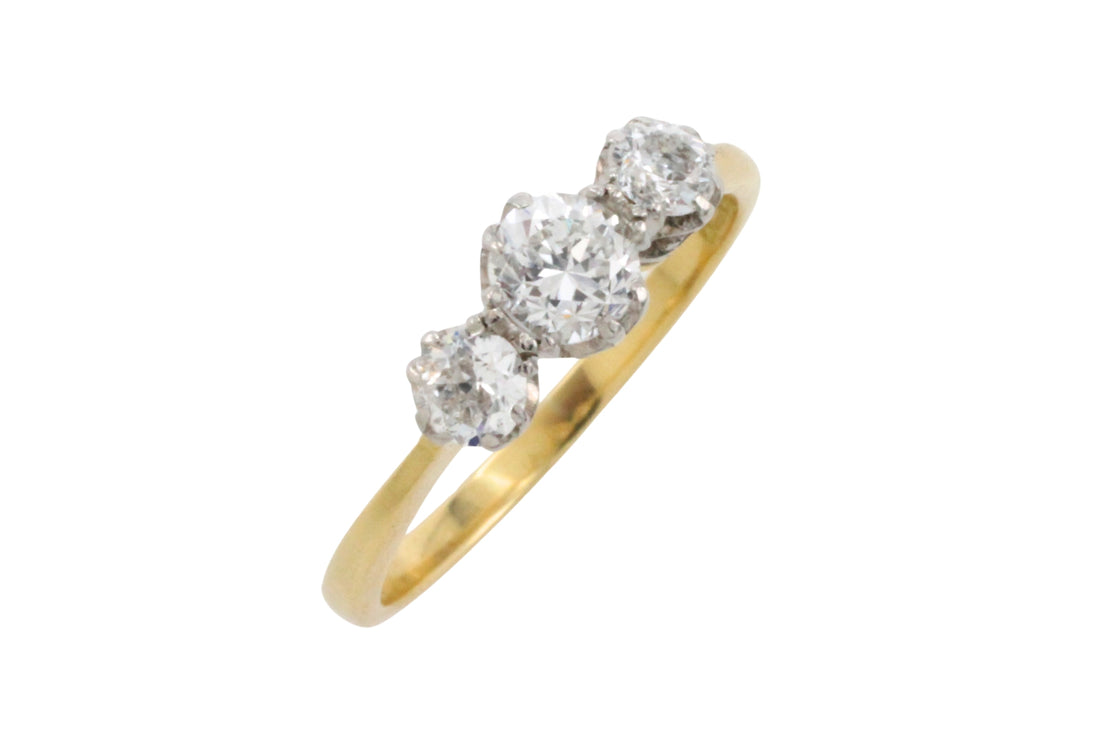 Three stone diamond ring in 18 carat gold