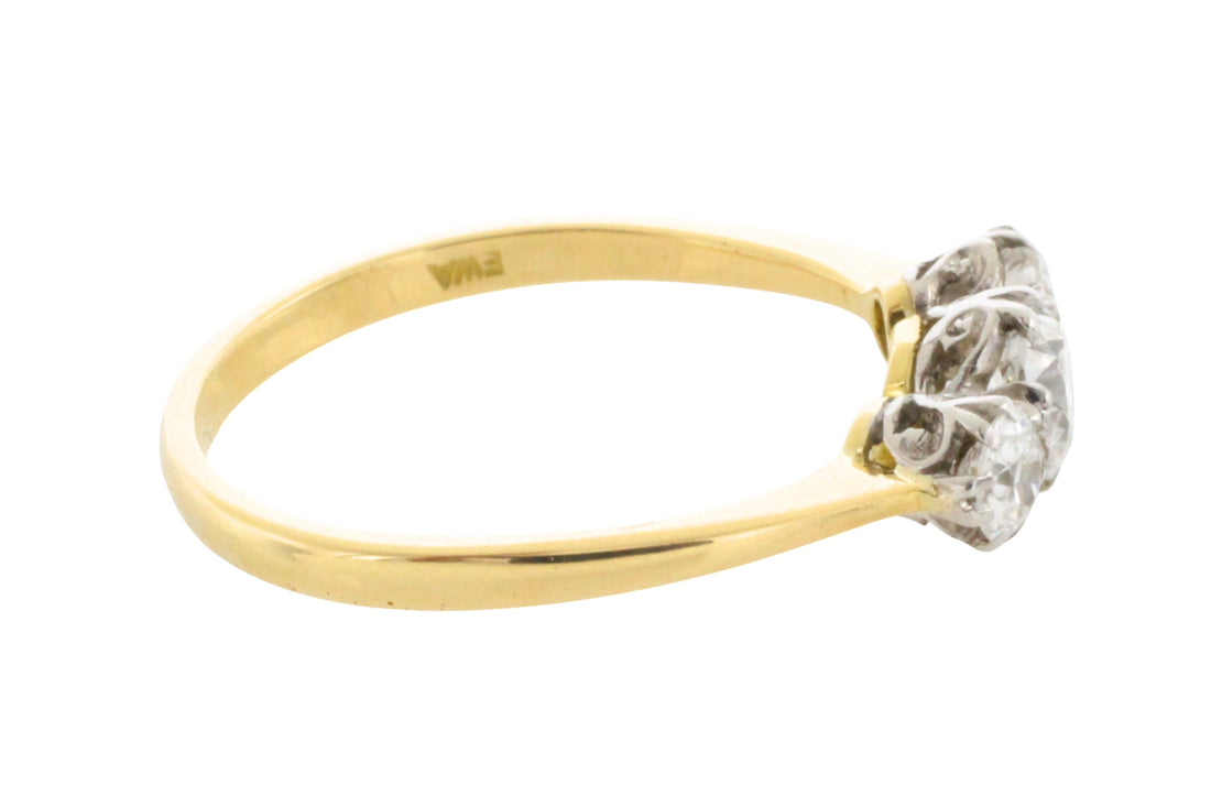 Three stone diamond ring in 18 carat gold