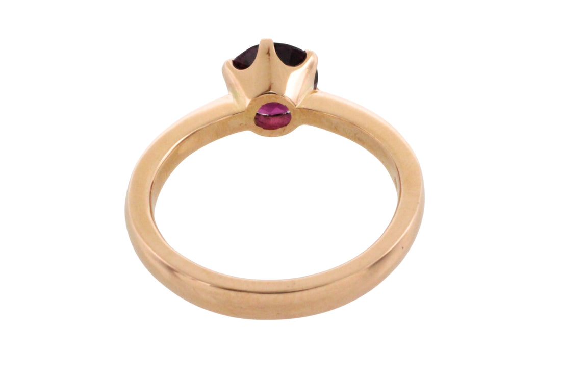 18 carat gold garnet solitaire ring-Vintage Rings-The Antique Ring Shop