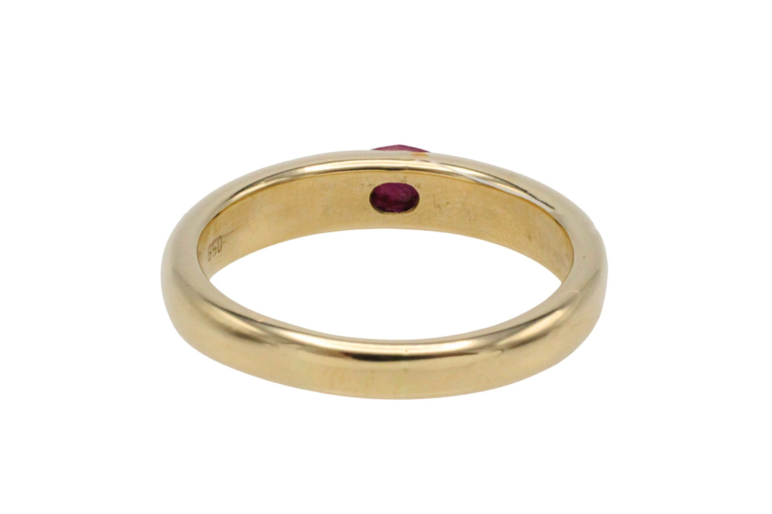 Ruby ring in 14 carat gold