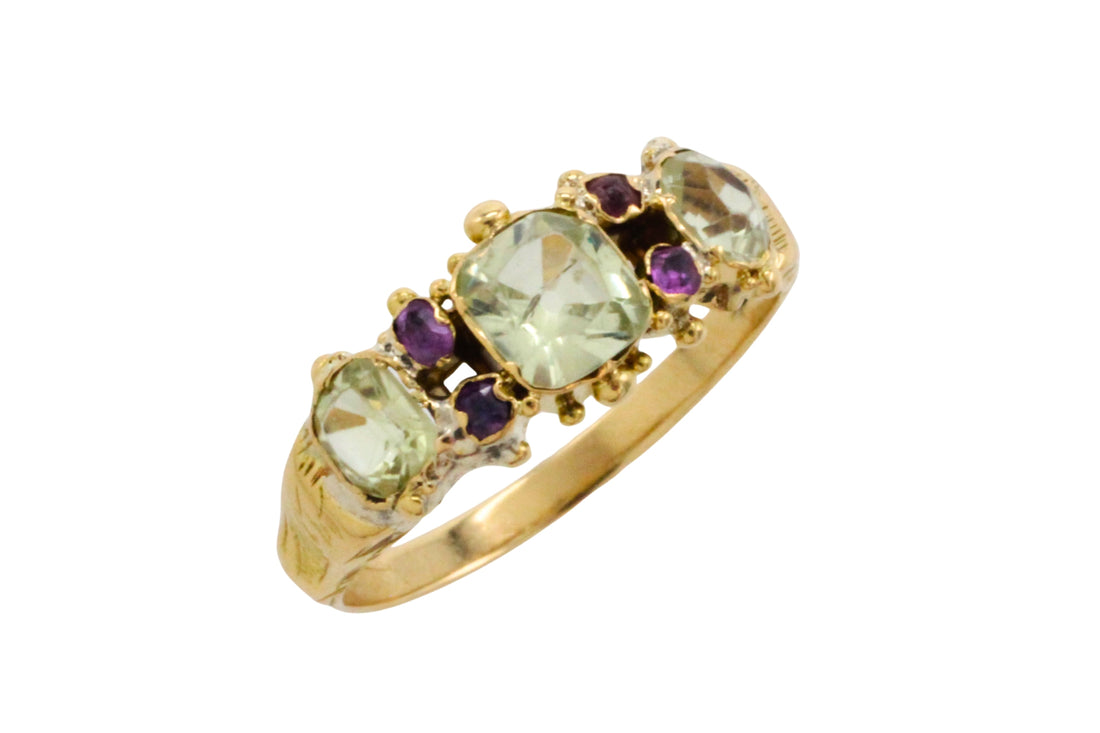 Victoriaanse ring met chrysoberyl en toermalijn