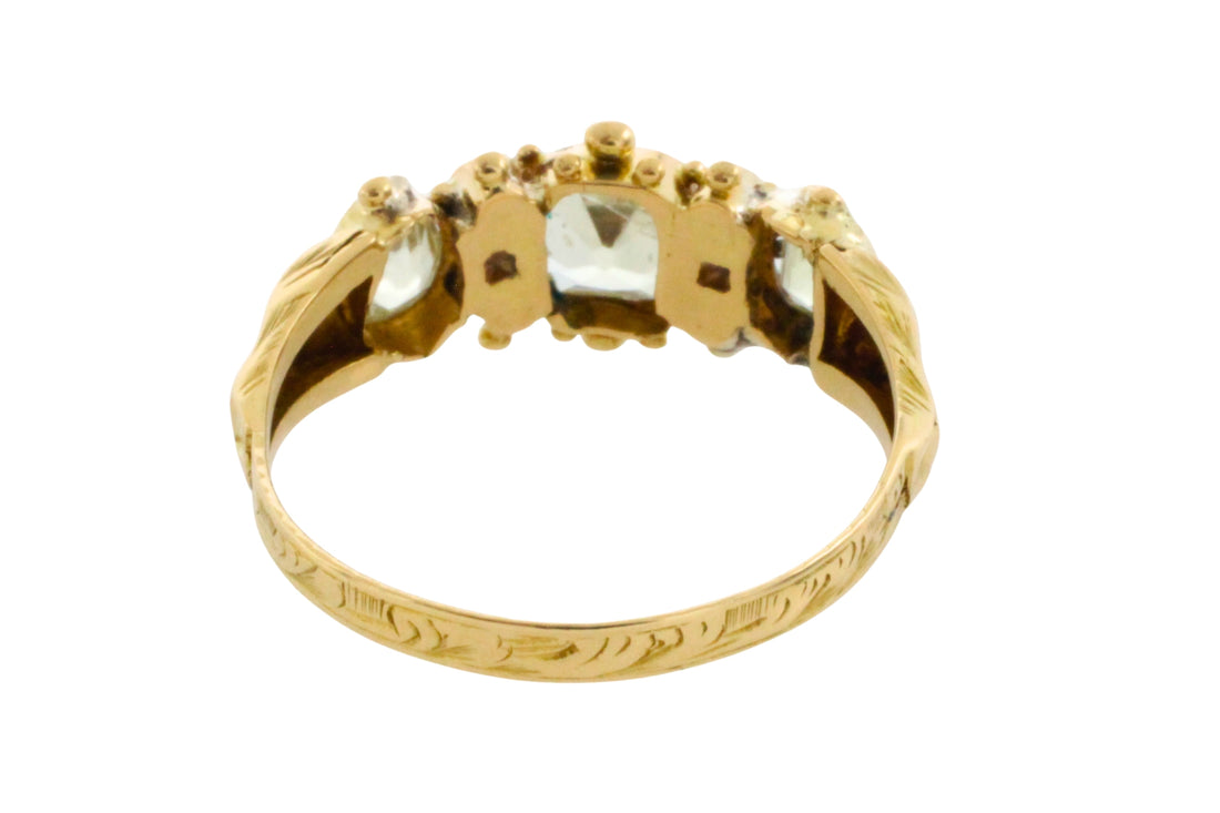 Victoriaanse ring met chrysoberyl en toermalijn