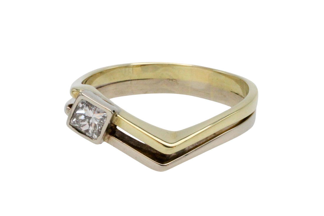 Princess cut diamond ring