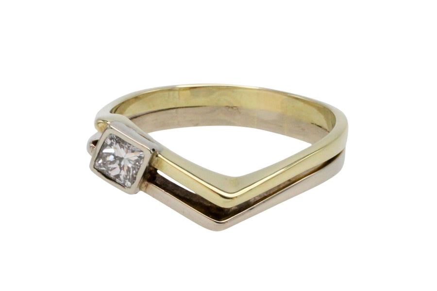 Princess cut diamond ring
