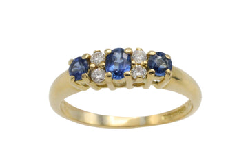 Vintage sapphire and diamond ring in 18 carat gold