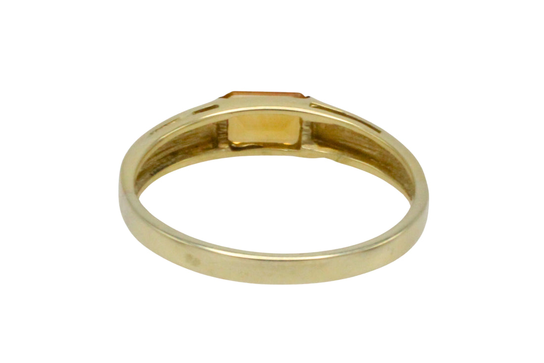 Citrine ring in 14 carat gold