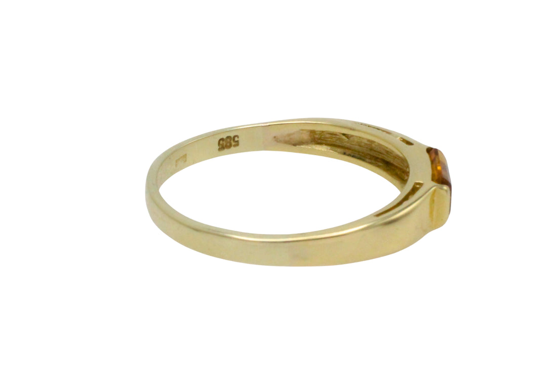 Citrine ring in 14 carat gold