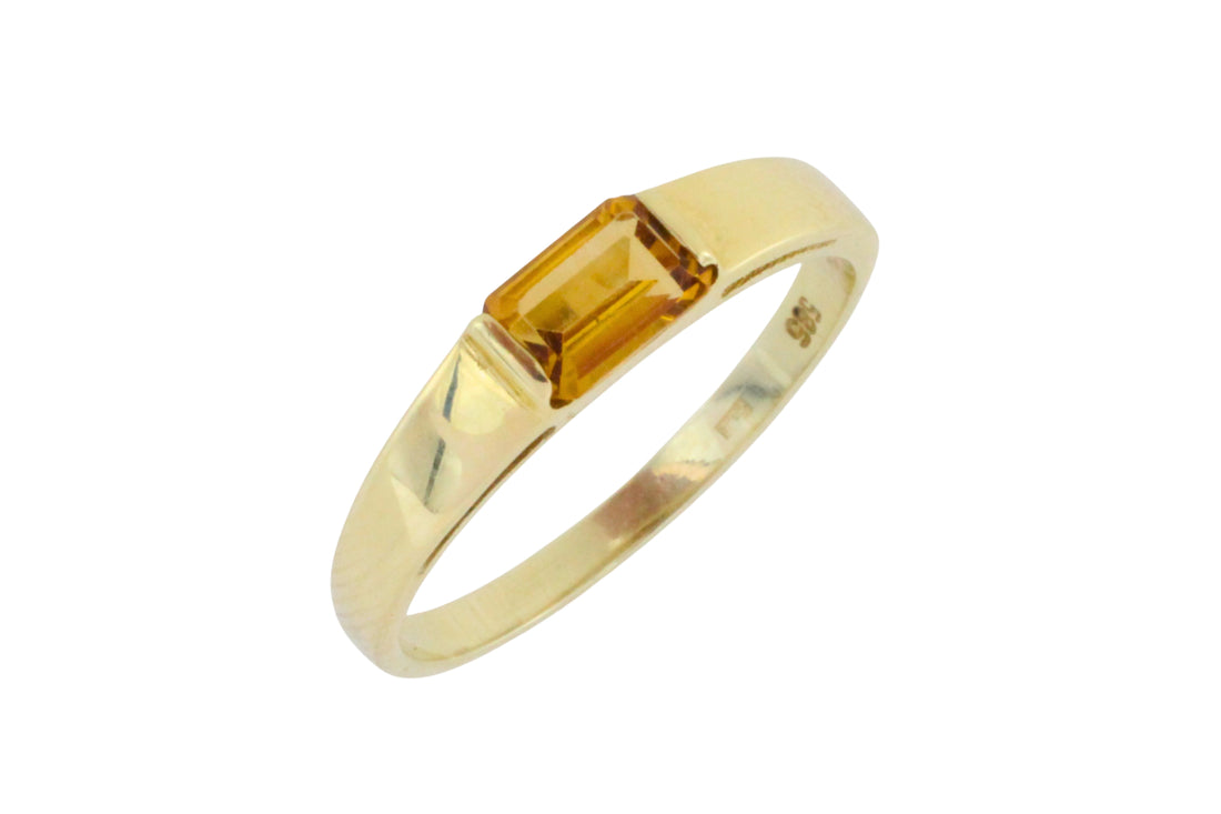 Citrine ring in 14 carat gold