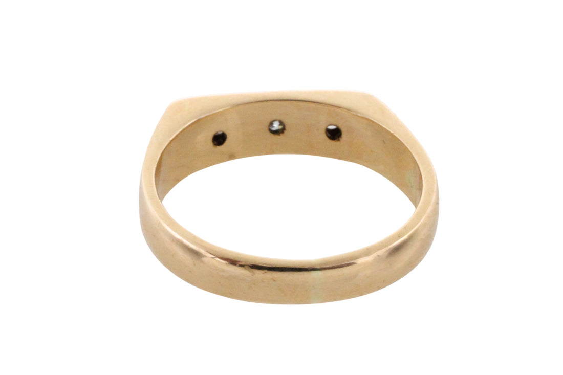 Vintage three stone diamond ring