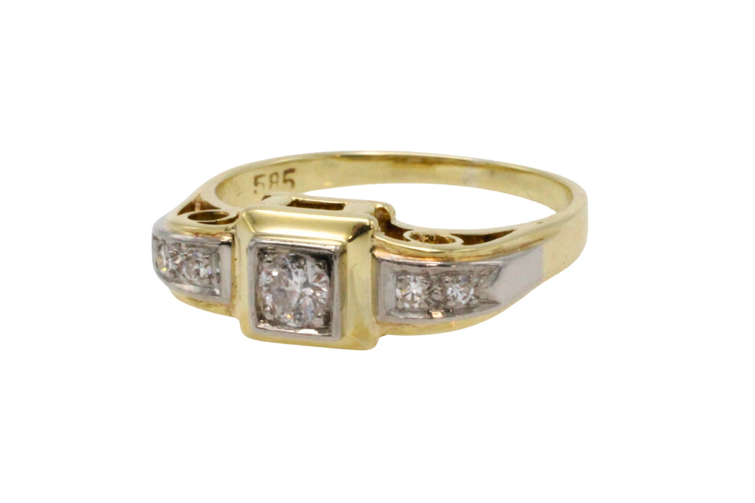 Vintage diamond ring in 14 carat gold-Vintage Rings-The Antique Ring Shop
