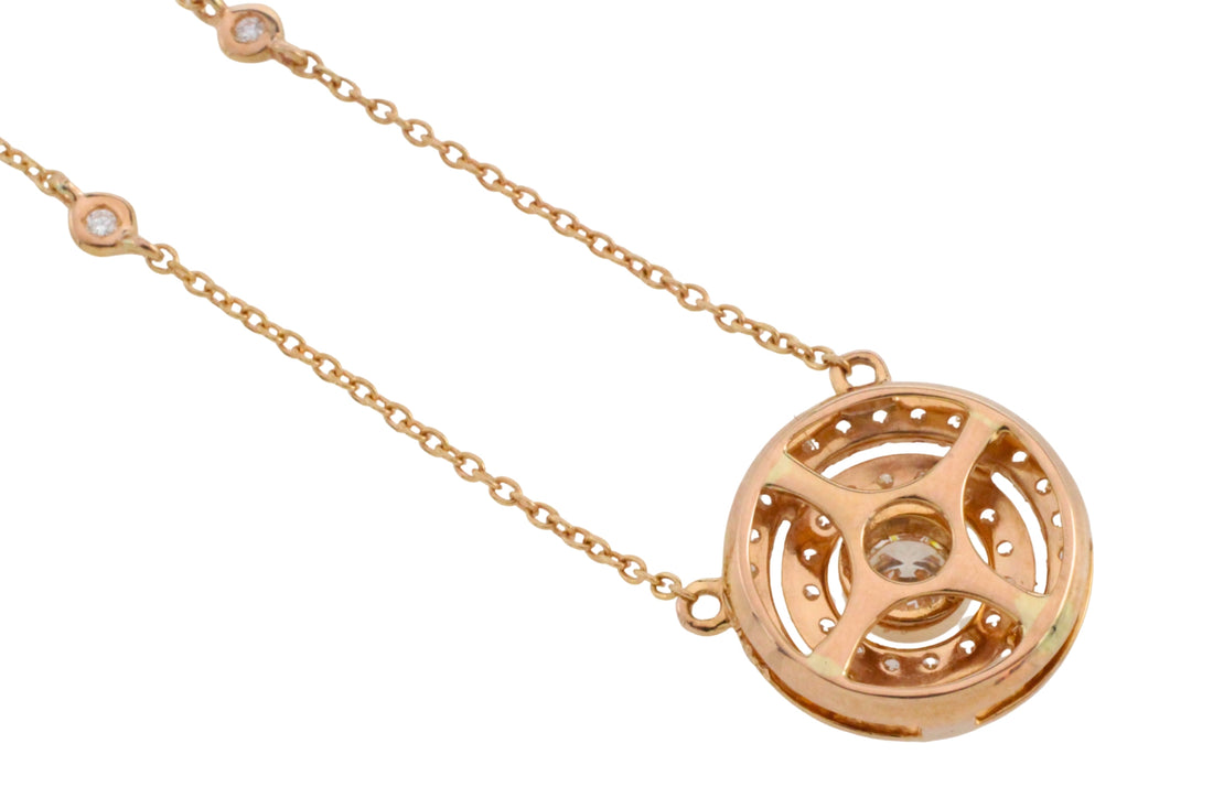 Diamond pendant and chain in 18 carat gold