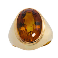 Oval Citrine ring in 14 carat gold