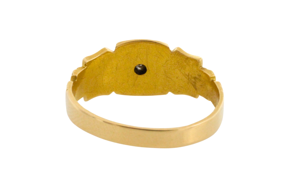 Victorian pearl and diamond ring from 1890