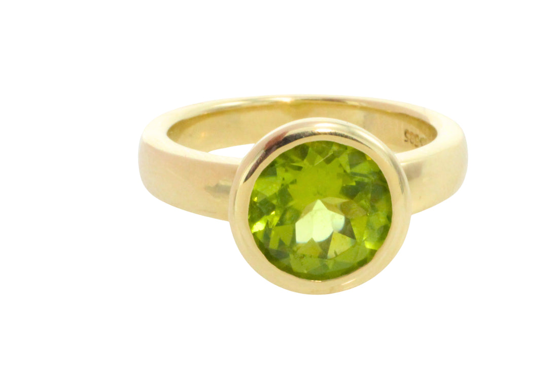14 carat gold peridot ring-Vintage Rings-The Antique Ring Shop