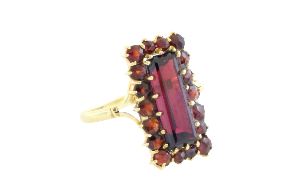 Rectangular garnet ring in 14 carat gold-Rings-The Antique Ring Shop