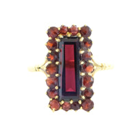 Rectangular garnet ring in 14 carat gold-Rings-The Antique Ring Shop