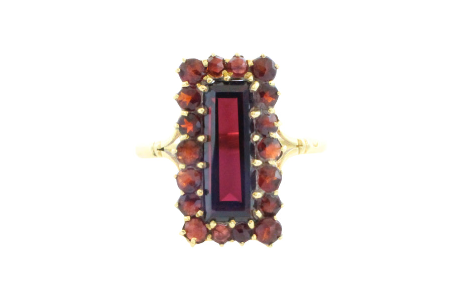 Rectangular garnet ring in 14 carat gold-Rings-The Antique Ring Shop