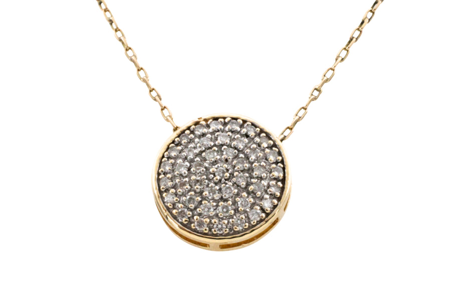 Diamond pendant in yellow and white gold