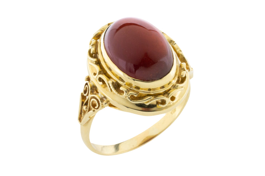 Vintage cabochon garnet ring in 14 carat gold-Vintage Rings-The Antique Ring Shop