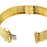 14 carat gold hinged bracelet with ridges