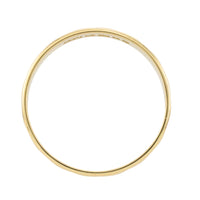 Vintage 18 carat gold wedding band with motif