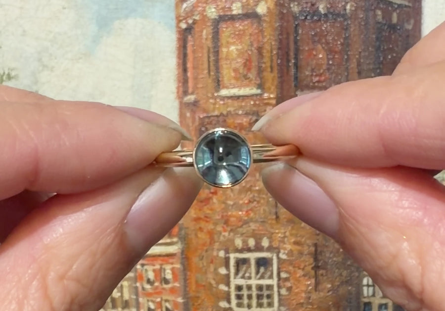 Cabochon blue topaz ring in 14 carat gold
