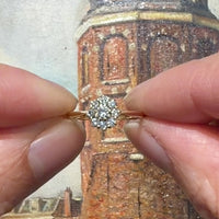 Vintage diamond cluster ring in 14 carat gold