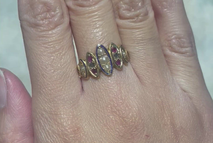 Victoriaanse ring uit 1873 met parel, robijn en diamant