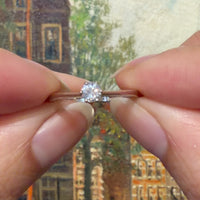 White gold solitaire ring with diamond