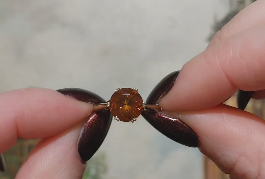 Madeira citrien solitaire ring